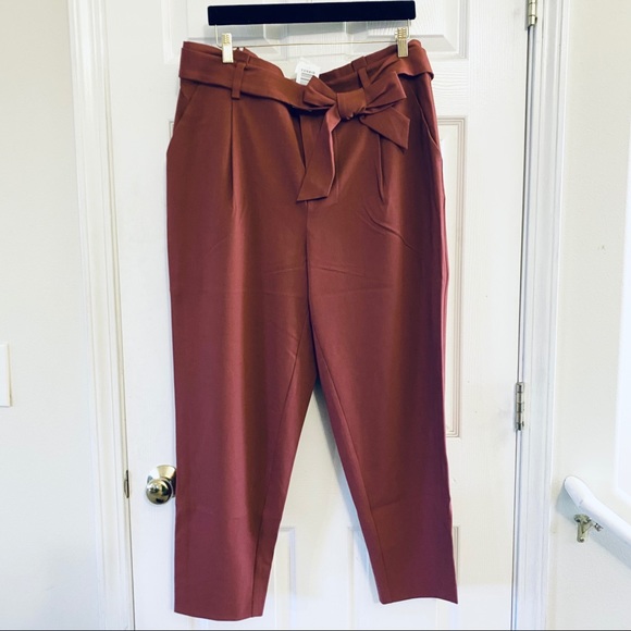 NWT TORRID Self Tie Tapered Pants - Picture 6 of 10